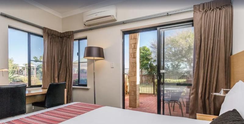 Country Comfort Perth Exterior foto